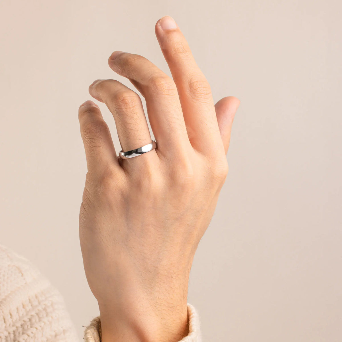 Men’s Simple Wedding Ring - image 5